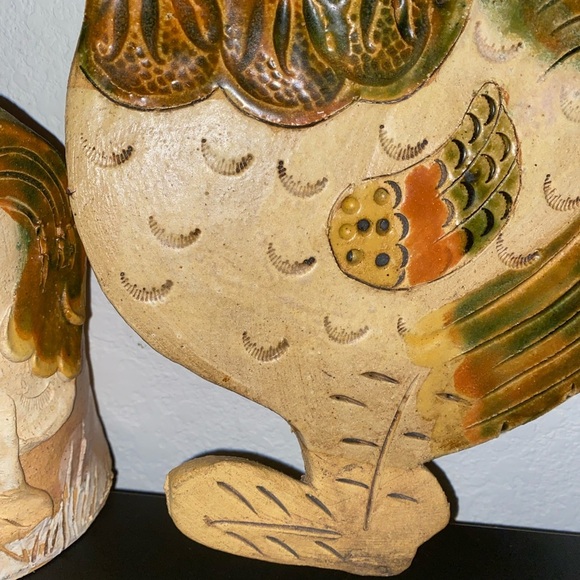 Vintage Stoneware Folk Art Rustic 11 1/2”Hanging Rooster and 7”Utensil Holder - Picture 9 of 14